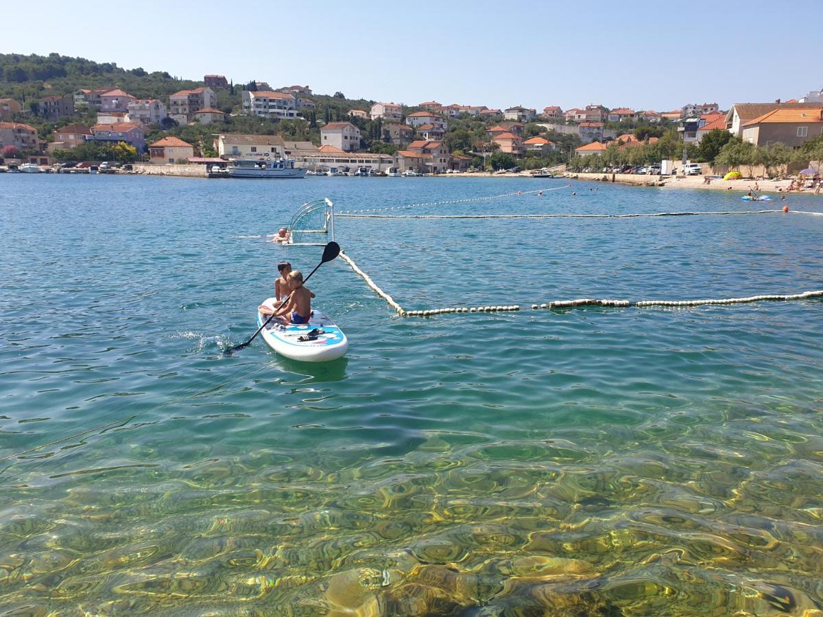 Booking Franov Residence On Island Ugljan With The Pool, Bbq And Beautiful Sea-View! Apartment *