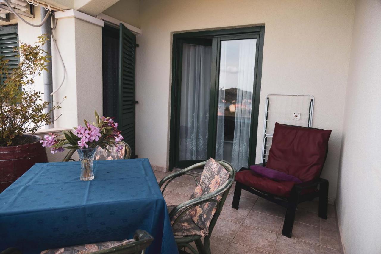Apartment Booking Franov Residence On Island Ugljan With The Pool, Bbq And Beautiful Sea-View! *